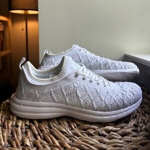APL (athletic propulsion labs) techloom phantom sneakers in white